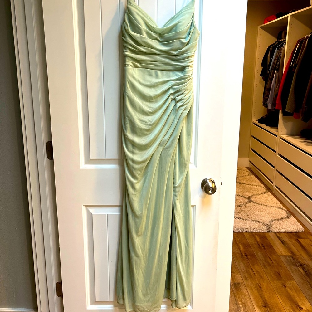 Azazie sage green SIZE 6 long bridesmaid dress
